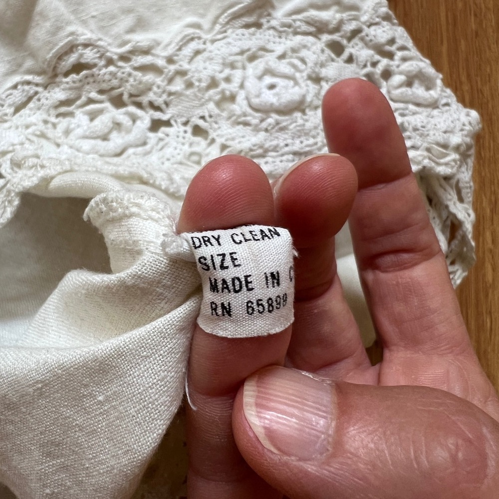 Cream Lace-Trim Cap Sleeve Blouse - Picture 13 of 16
